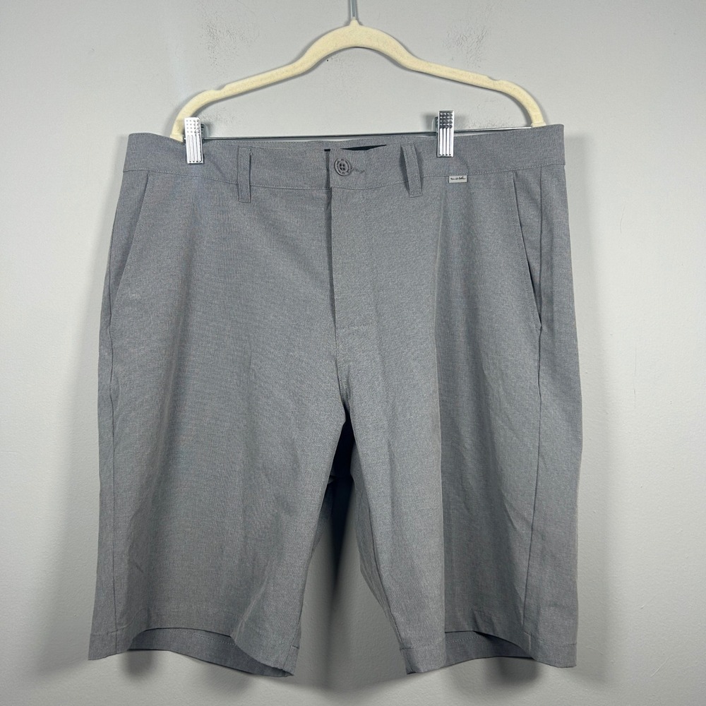 Travis Mathew Golf Shorts Men's 36 Grey Heathered Stretch Performance Active